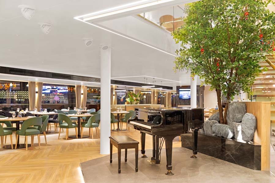Globe Dining Room1